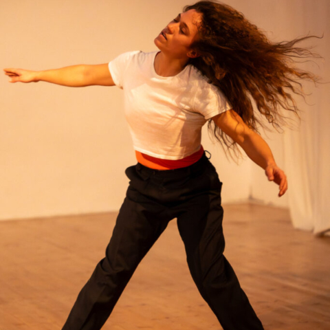 Carolina Braus - Shadow on the Road